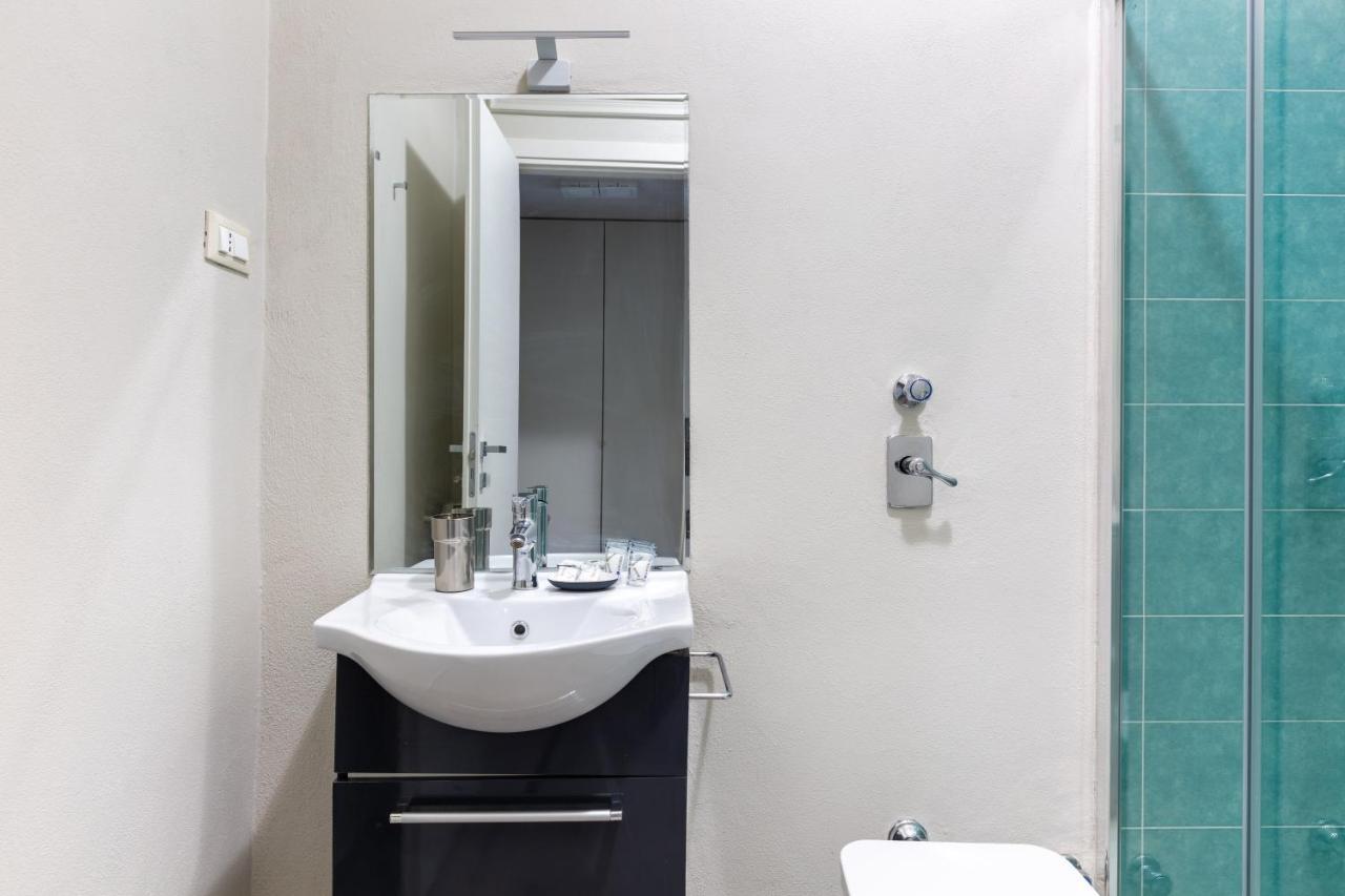 Bnbutler - Panizza - Grazioso Monolocale, Posizione Elegante E Centrale Mediolan Zewnętrze zdjęcie